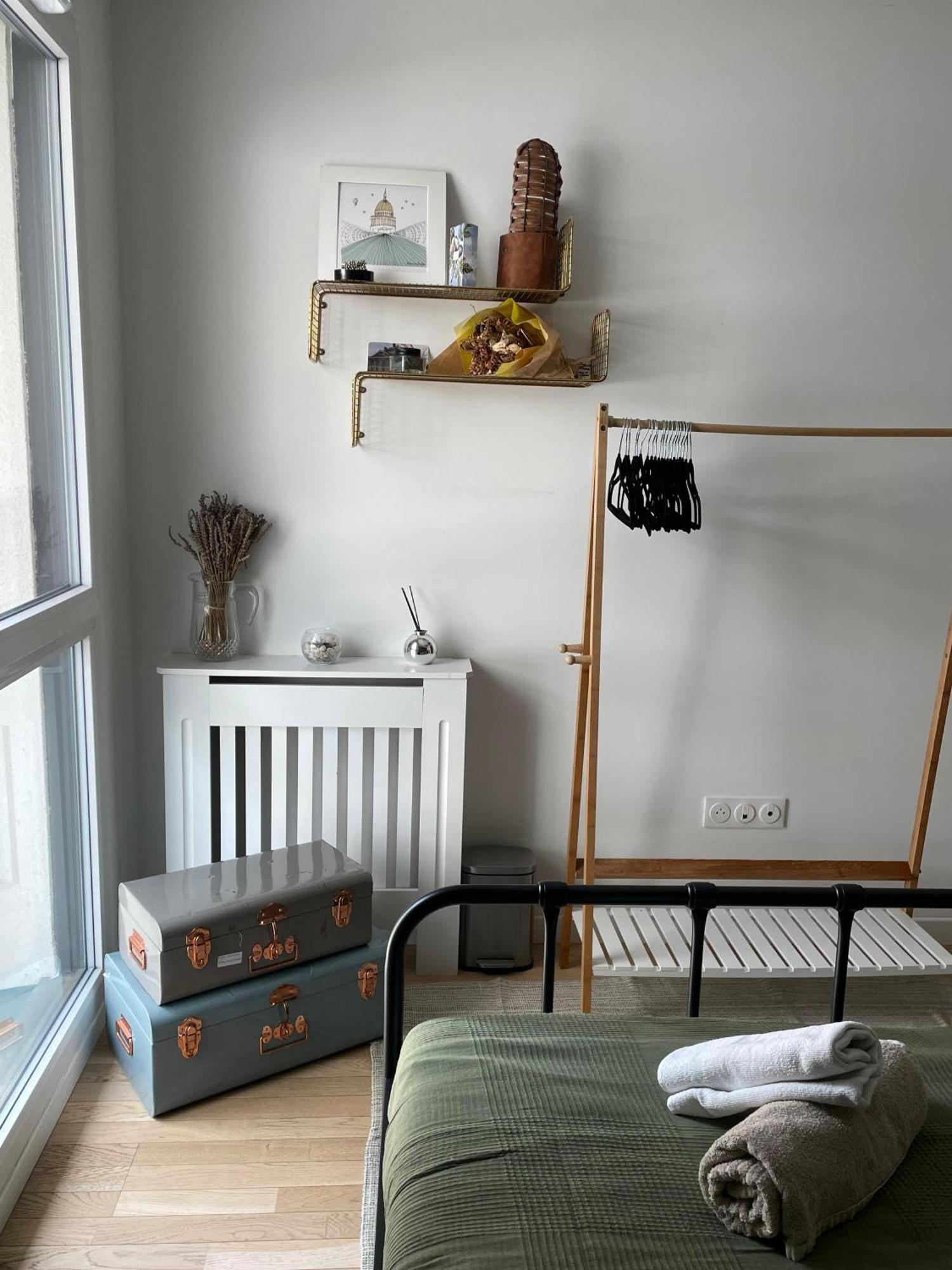 Spacious Flat With Terrasse And Parking Near Metro Bagnolet Dış mekan fotoğraf
